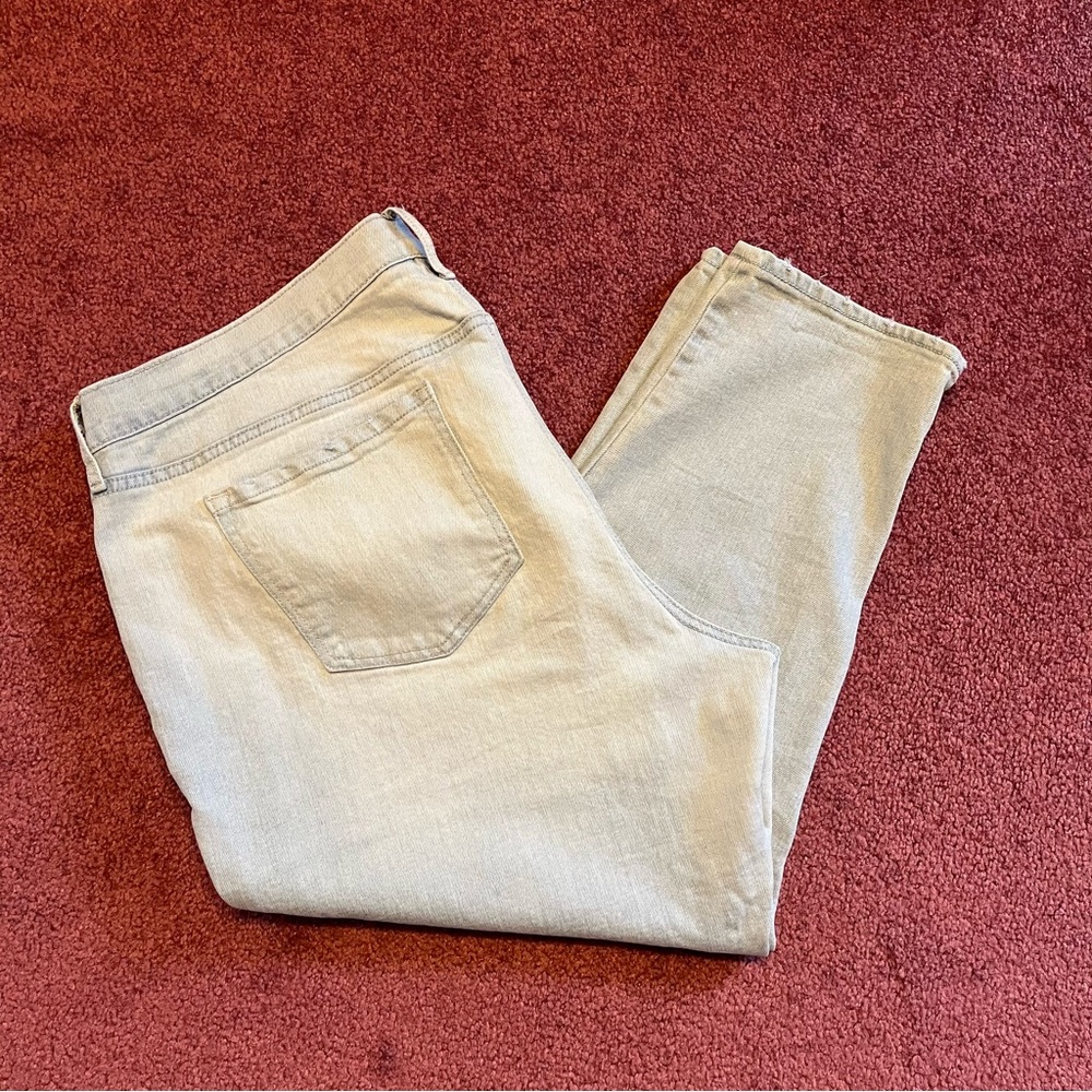 Old navy boyfriend jeans (16 short)